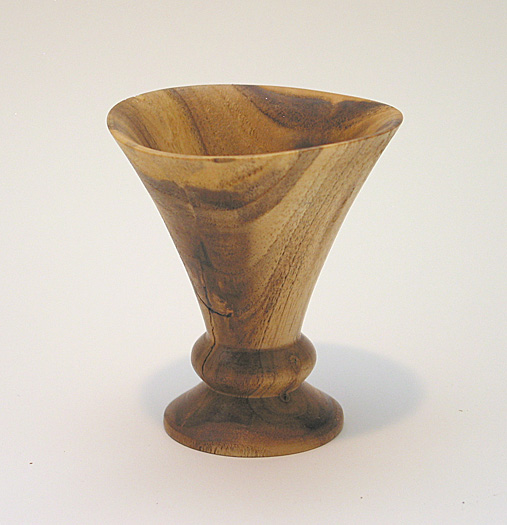 Cups, Vases, Platters: Custom Made Woodturnings: South River Studio, Dennis DiVito - Fairfield, VA